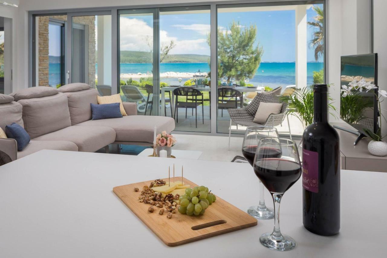 Luxury Design Beach Front Apartment Sukošan Esterno foto