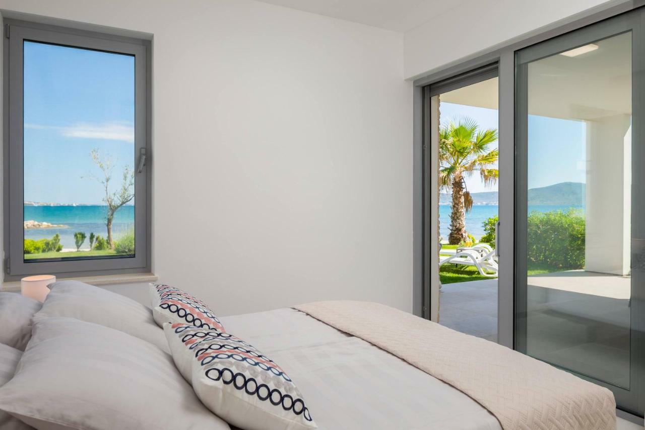 Luxury Design Beach Front Apartment Sukošan Esterno foto
